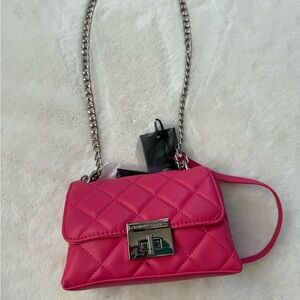 Kendall & Kylie Hot Pink Bag Small
Crossbody Mini Purse
